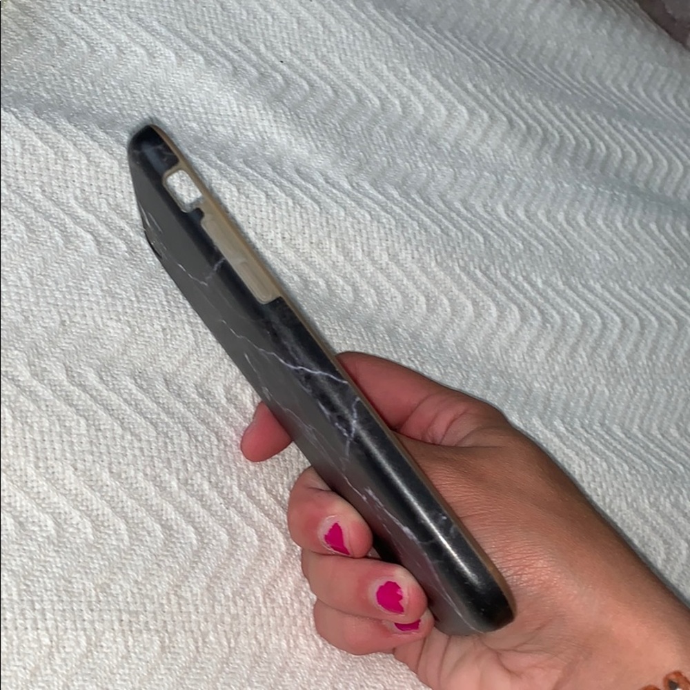 iPhone case - Picture 3 of 4
